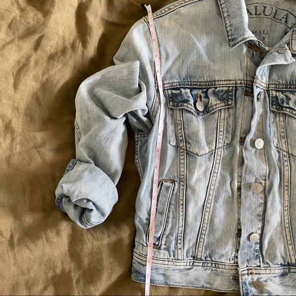 Talula Denim Jacket Aritzia - Picture 6 of 7